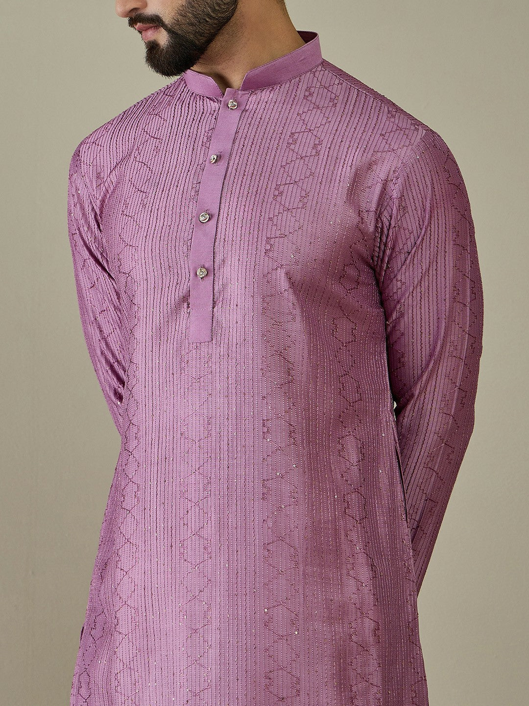 Lavender Ethnic Embroidered Kurta with Mandarin Collar & Thread Work