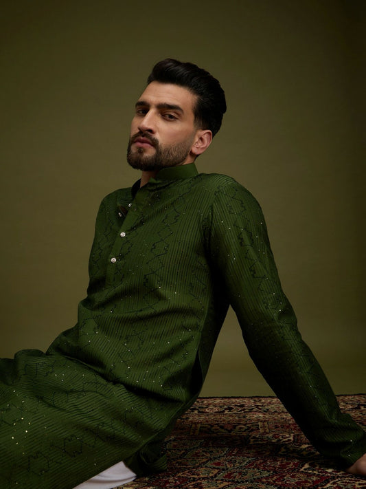 Green Geometric Embroidered Cotton Kurta with Sequin Detailing