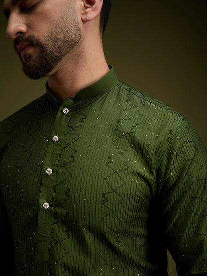 Green Geometric Embroidered Cotton Kurta with Sequin Detailing