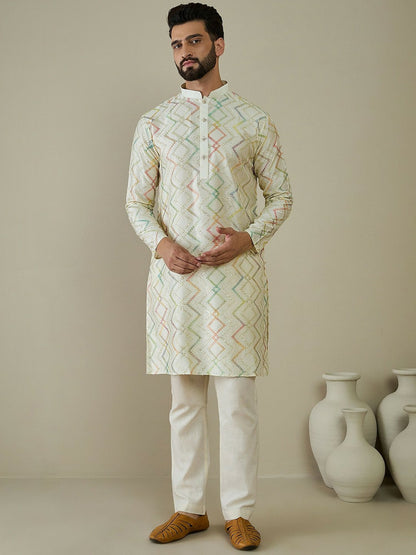 Men’s Off-White Geometric Embroidered Kurta with Sequin Detail