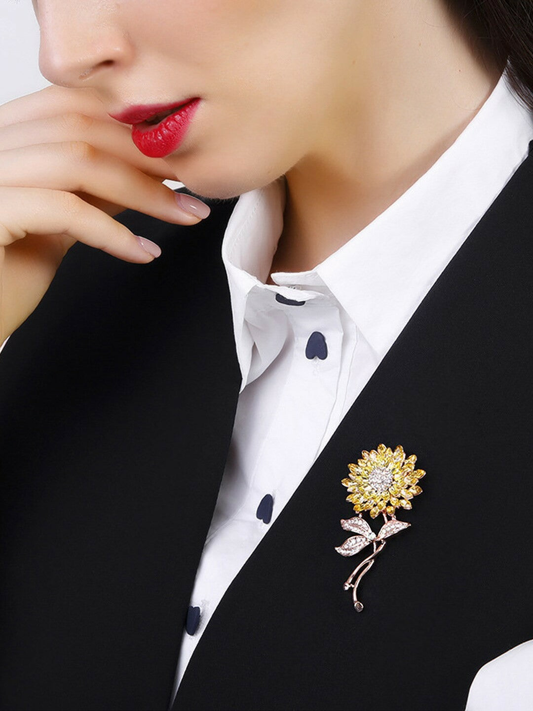 Gold-Plated Floral Stone Studded Brooch – Elegant Accessory for Ethnic & Formal Wear